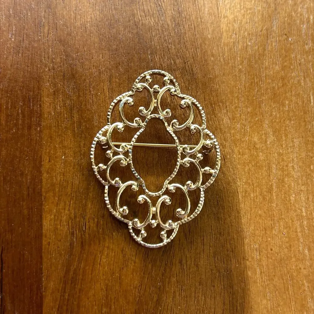 Vintage Gold Tone Openwork Filigree Brooch – Ornate Scrollwork Statement Pin